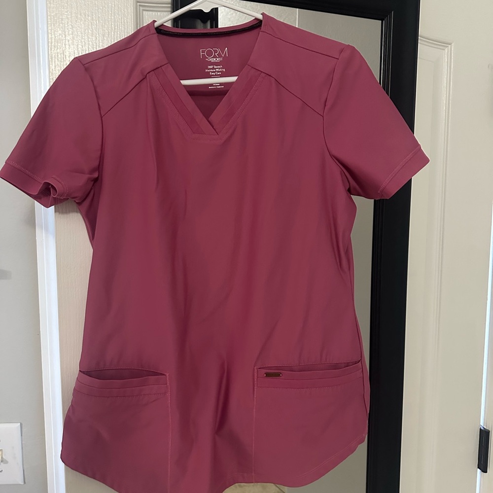 Cherokee FORM Scrub Set- RARE Pink color ✨